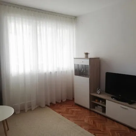 Apartman Bulic Апартаменты *